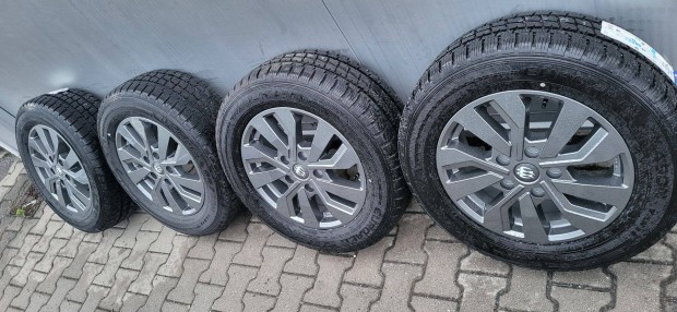 j Fiat Ducato 17 gyri alufelni 5x118 Falken 235/60 R17 C ngyvszak