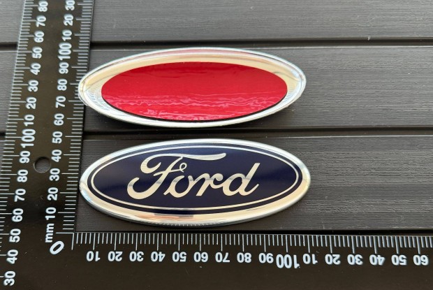 �j Ford 114mm 115mm JEL Logo Embl�ma Csomagtart� G�ph�ztet� �velt
