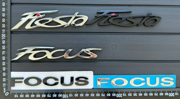 j Ford Focus Fiesta JEL Logo Emblma Felirat Kiegszt Matrica