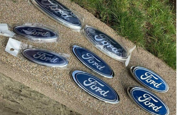 j Ford emblma jel kiegszt logo csomagtart gphz
