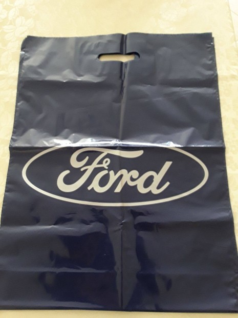 j Ford reklm nylon tska. 4 db van