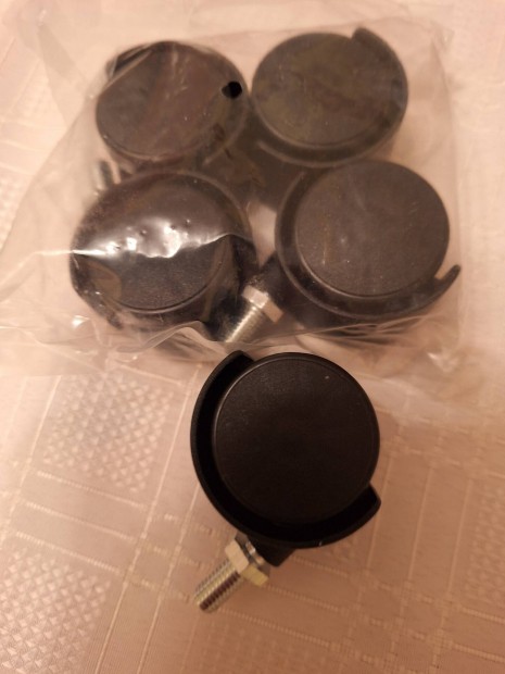 j Grgk 40 mm. M 8 menetes szral 