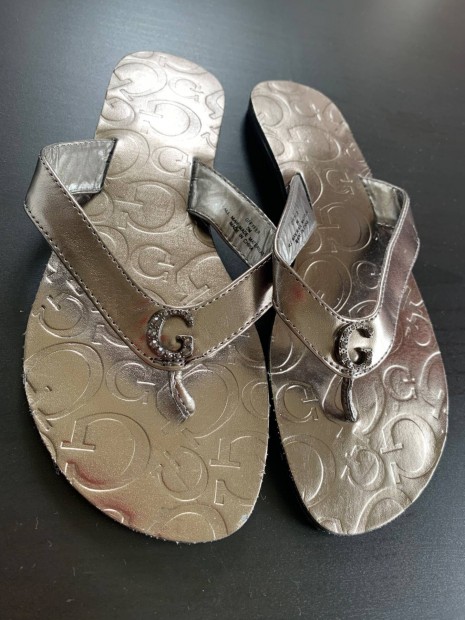 j Guess ni papucs 35- s