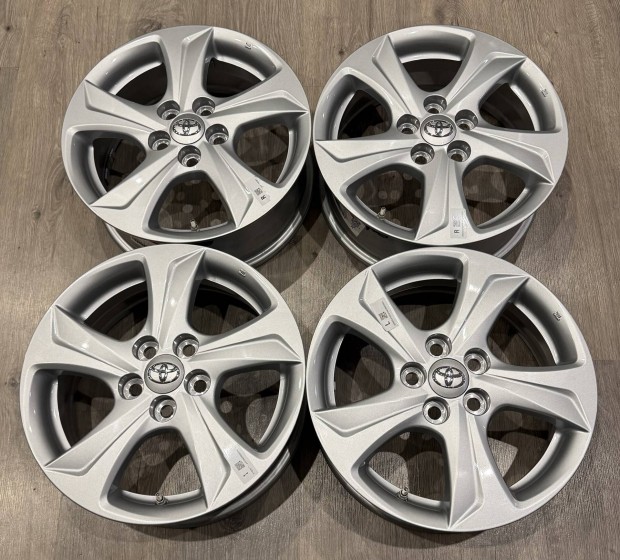 j Gyri Toyota Yaris Alufelni  5x114.3 15x6
