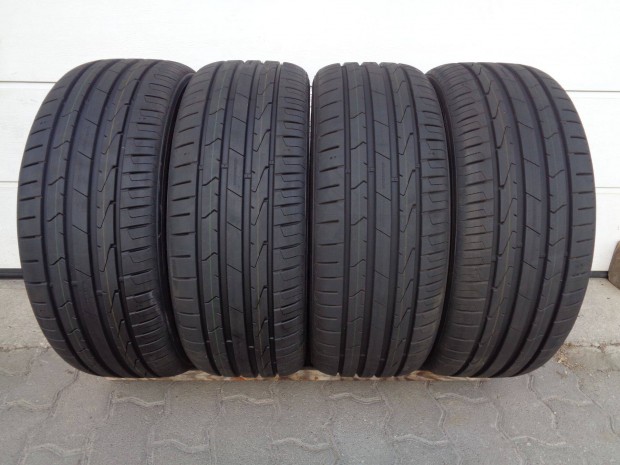 Új Hankook 215/45R18-as nyári gumi 2024-es gyártású eladó