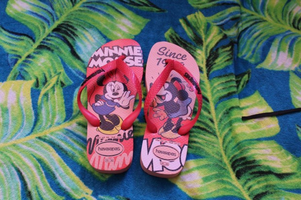 Uj Havaianas Mickey Minnie kulonleges papucs, 37/38 (24cm)