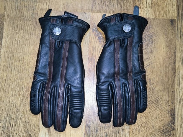 Uj Hevik b�r motoros keszty�