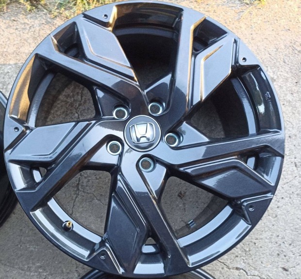 Új Honda gyári 18" alufelni 5x114,3 felni hr-v cr-v accord civic