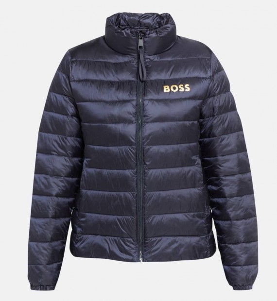 j Hugo Boss dzseki 