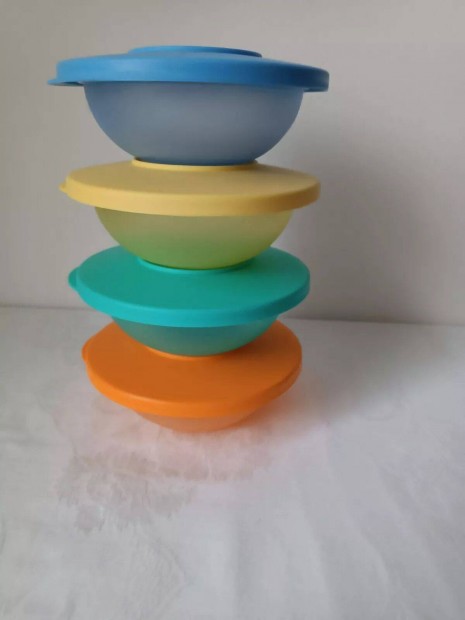 Új Hullám Színes Saláták kvartett Tupperware