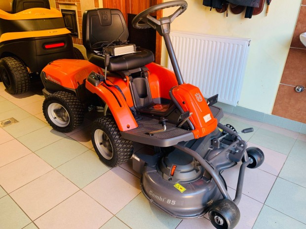 Új Husqvarna 112iC akkus elektromos rider fűnyíró traktor