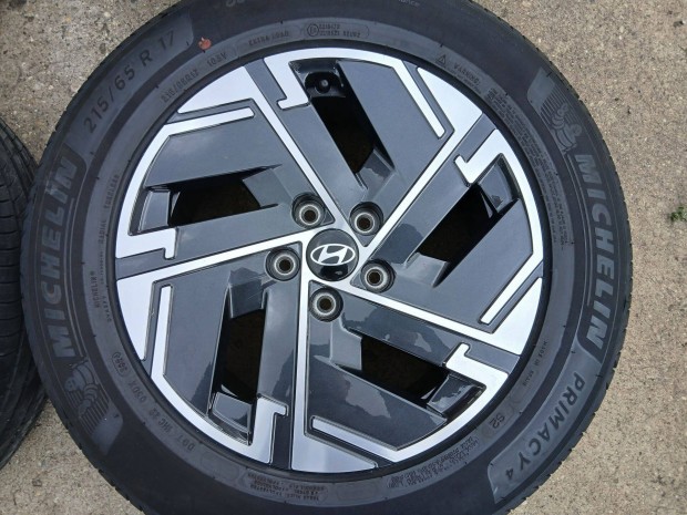 j Hyundai Tucson Kona i30 i40 Ioniq ix35 17" alufelni felni 5x114.3