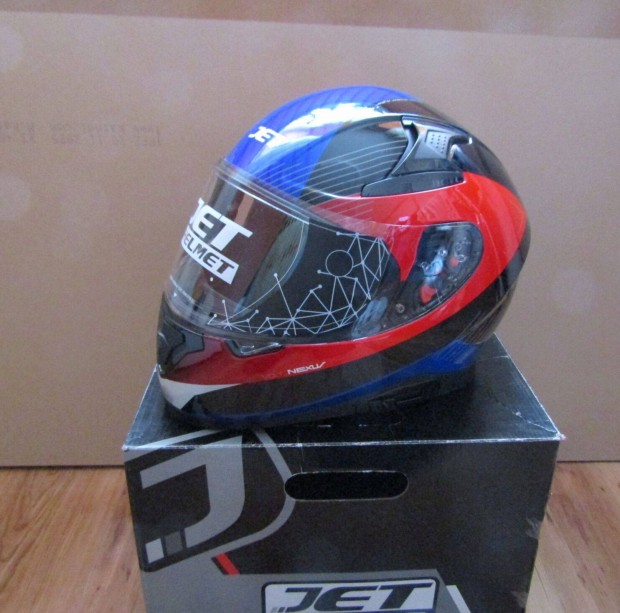 �j JET buk�sisak