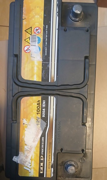j Jssz gold prmium 12v 100Ah akkumultor