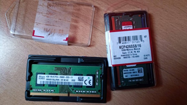 j Kingston 16GB+ SK hynix4gb 2666Mhz