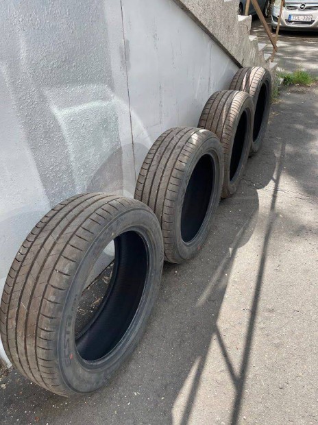 Új Kumho Ecsta 215/55 r18 nyári gumi