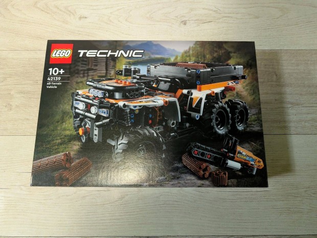 j LEGO 42139 Technic Terepjr / All Terrain Vechicle