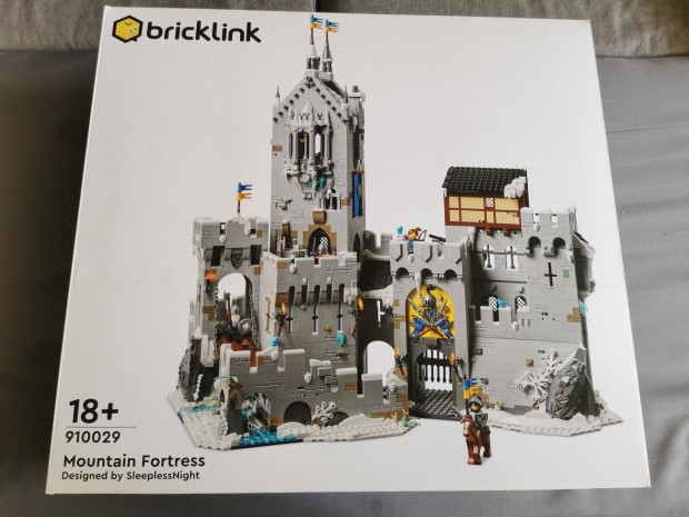 j LEGO Bricklink 910029 Hegyi Erd / Mountain Fortress