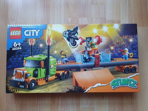 j LEGO City Stuntz - Kaszkadr show teheraut (60294)