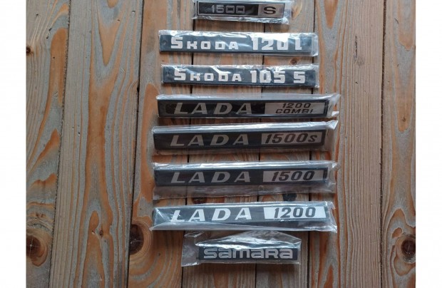 Új Lada Skoda Samara felirat embléma