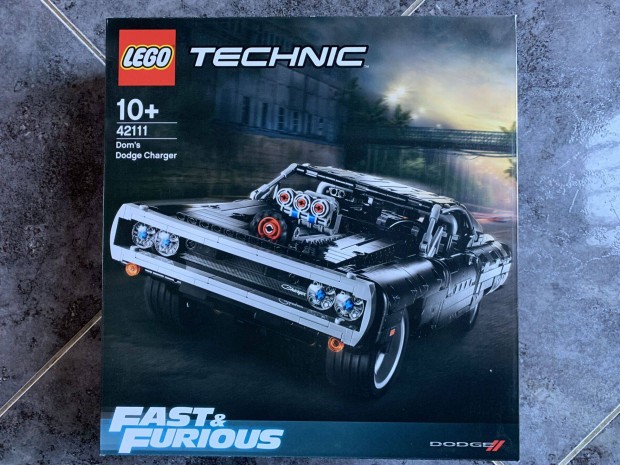 j Lego Technic 42111 Dom's Dodge Charger Bontatlan!