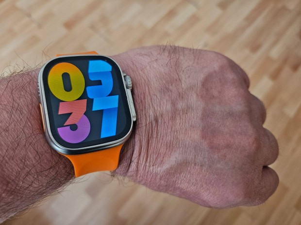 Új Lemfo Ewatch Plus okosóra (ezüst), Magyar nyelvű óra, Magyar nyelvű