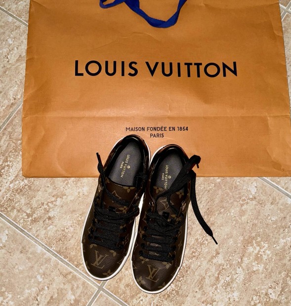 j Louis Vuitton dupe br sneakers cip 37 LV