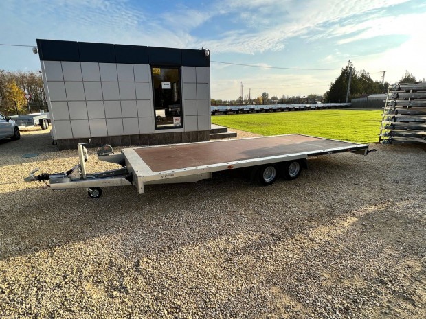 Új Martz 5 méteres /3000 kg/ beépített rámpás autószállító utánfutó
