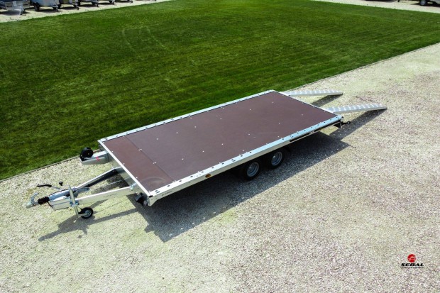 j Martz autszllt utnfut 1.999.000 Ft helyett 1.790.000 Forint