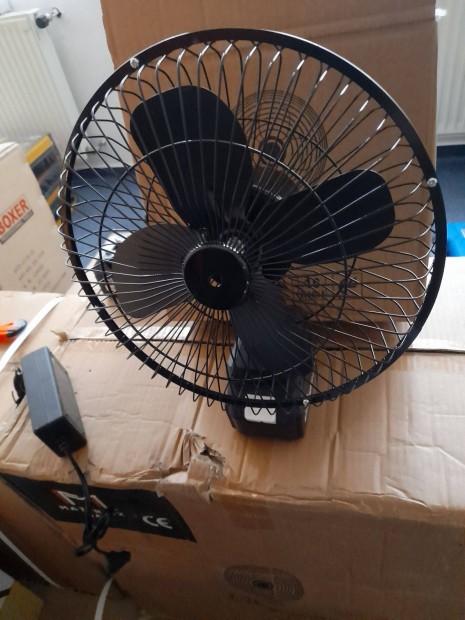 j Matrixx Lxt akkus ventiltor, 2 nagy akku, tlt 25cm