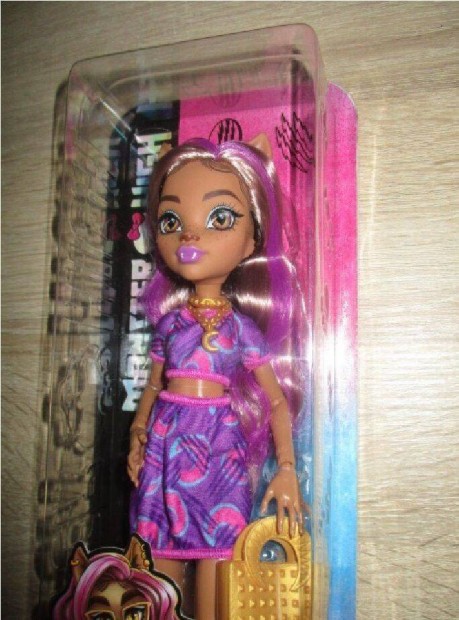 j Mattel Monster high baba Clawdeen Wolf