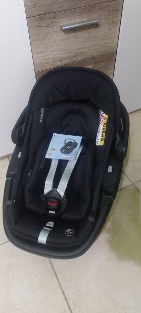 j Maxi Cosi Coral 360 baba hordoz, fekete