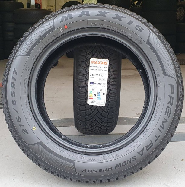 j Maxxis Premitra Snow SUV 215/65 R17 tli gumi 2db 2024. /T175