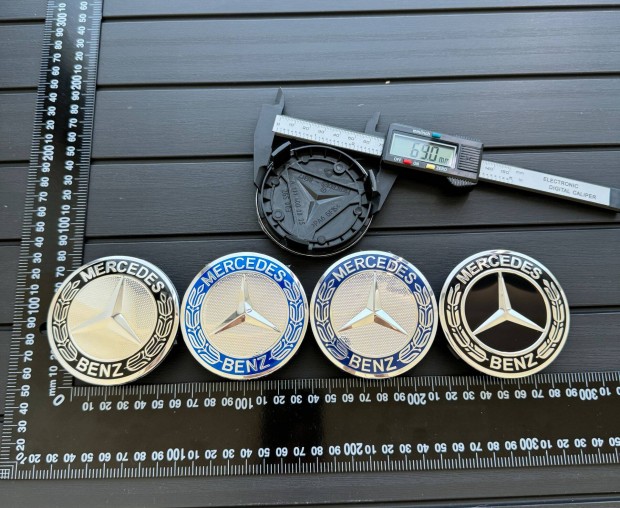 �j Mercedes 75mm Felni Alufelni Kupak K�z�p Felnikupak A1714000025