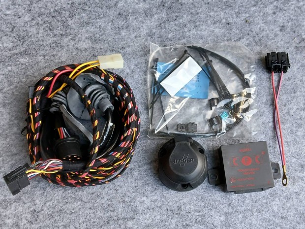 Új Mercedes-Benz A B W169 C169 W245 vonóhorog elektronika
