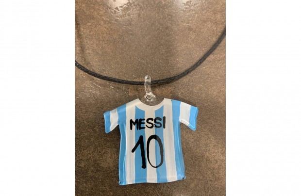 j Messi nyaklnc, Messi veg medl hibtlan