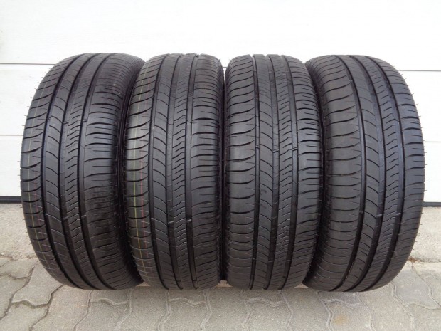 j Michelin 205/60R16 nyri gumi garnitra 2022-es, elad