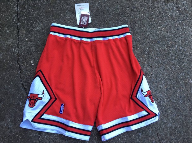 j Mitchell & Ness NBA Authentic Chicago Bulls Kosrlabda Short L-es