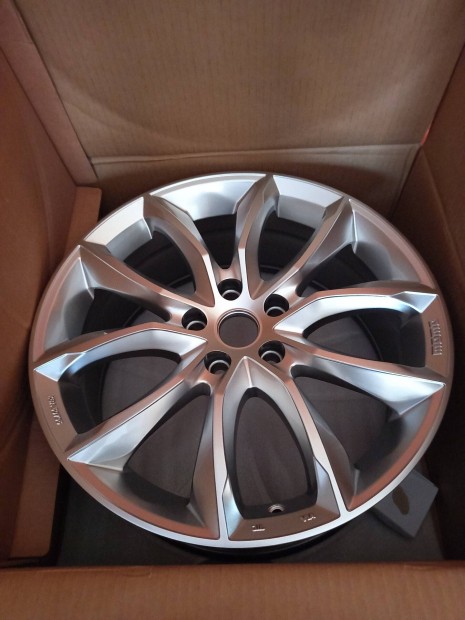 j Momo felniszett 5x112