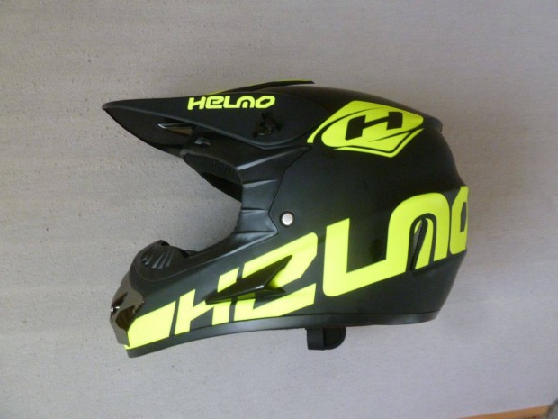 �j Motoros Enduro buk�sisak XL-es m�retben elad�.Megtekinthet� :Sz�kes