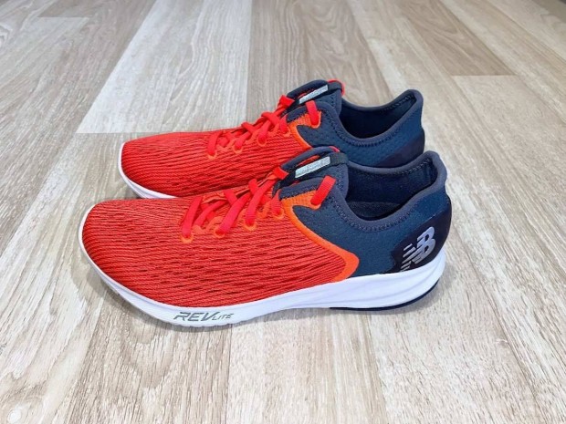 Új New Balance Fuelcore 5000 futócipő 40.5 -es