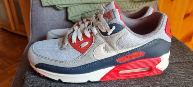Új Nike Air Max 90 sneaker 43-as