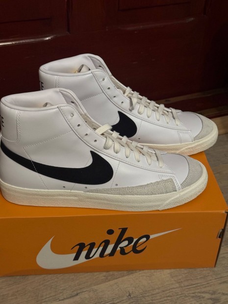 j Nike Blazer Mid 77 Vntg 45