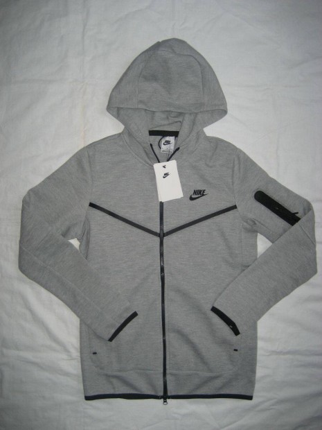 j Nike Fleece fels. S-es