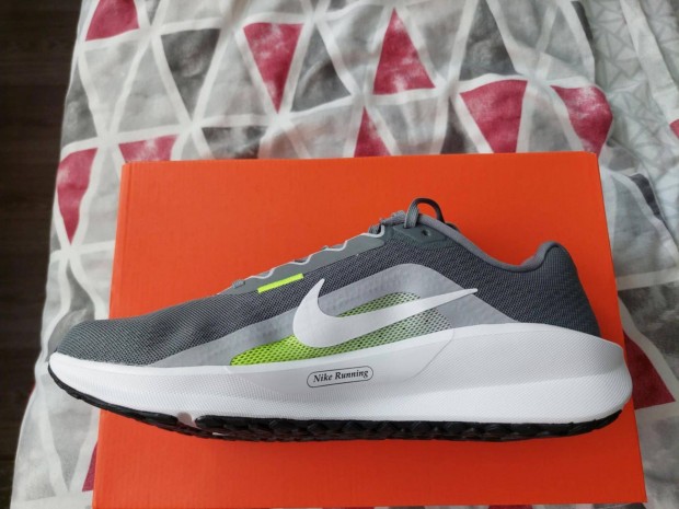 j Nike futcip