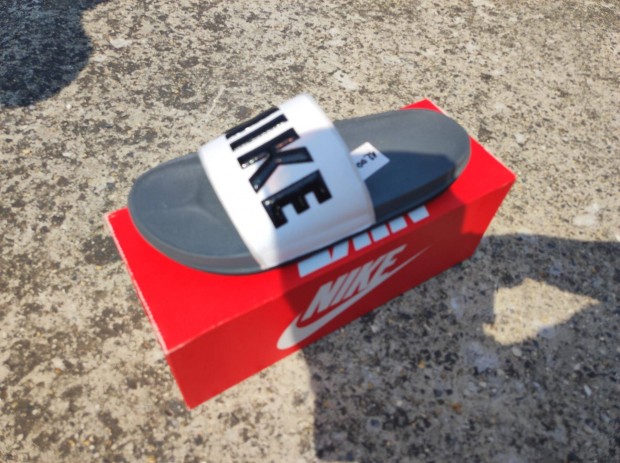 j Nike papucs elad