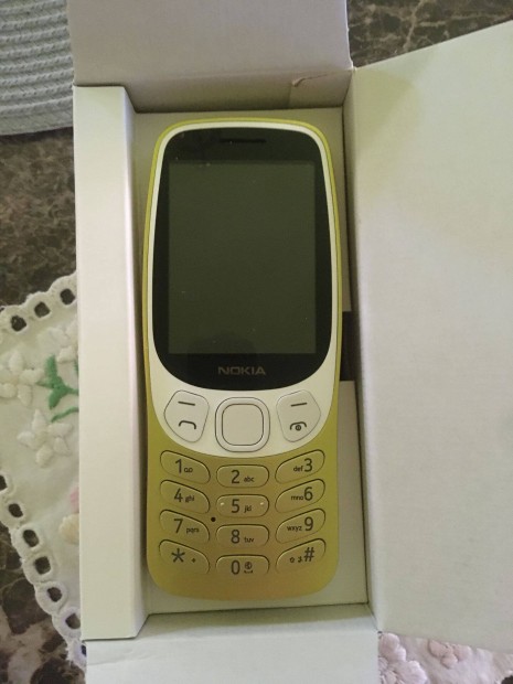 j Nokia 3210 4G Dualsim + Dominosim