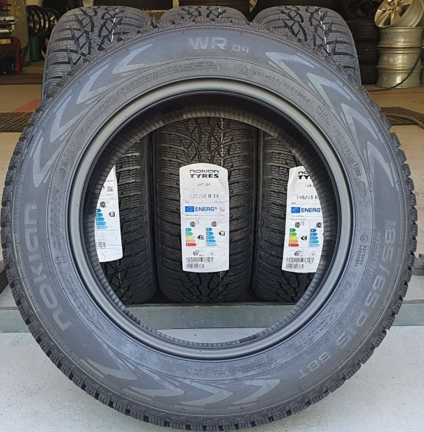 j Nokian WR 185/65 R15 tli gumi 4db /T150