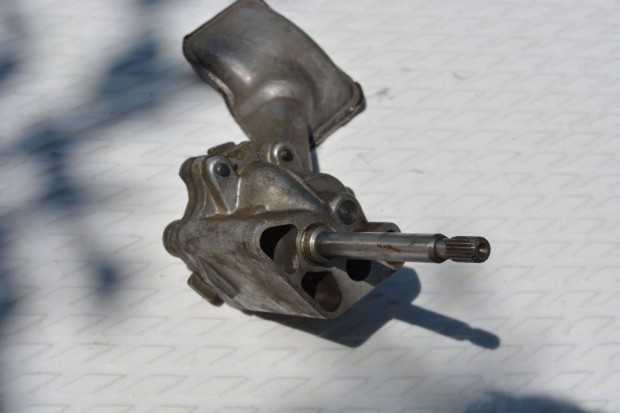 j Olajpumpa Fiat 128 Ritmo Uno Zastava