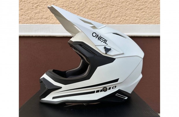 j Oneal 1 SRS matt fehr enduro, mx, cross sisak, buksisak (M)